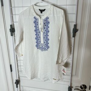 Ellen Tracy Linen Blouse with Navy Detailing